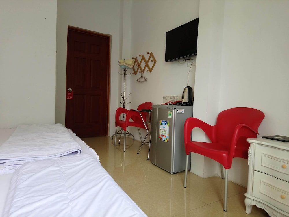 Lan Thai Ngoc Basic Triple Room 7