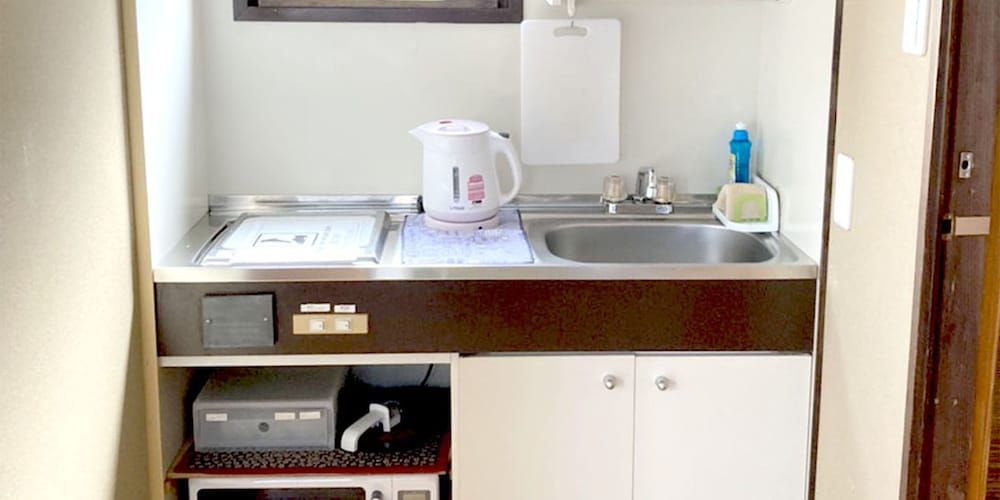 Kevin's Place Apartment (2nd Floor) Non smoking 5