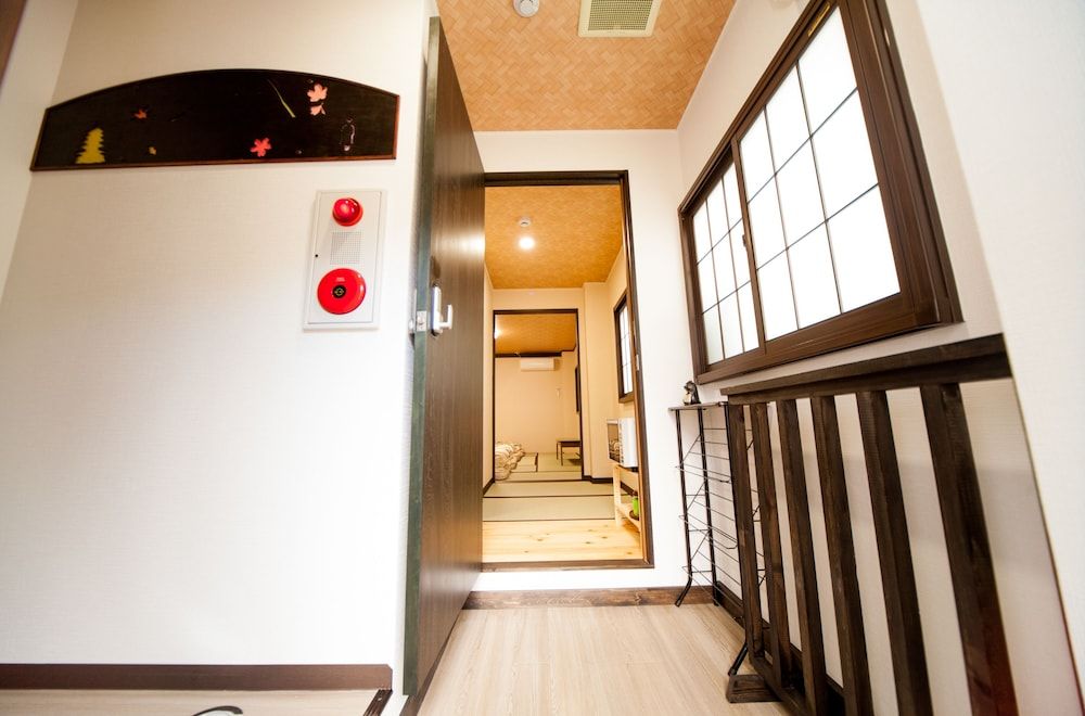 Kevin's Place Apartment (1st Floor) Non smoking 10