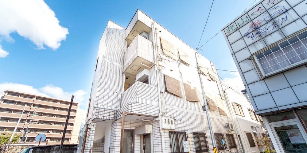 undefined Kevin's Place 10