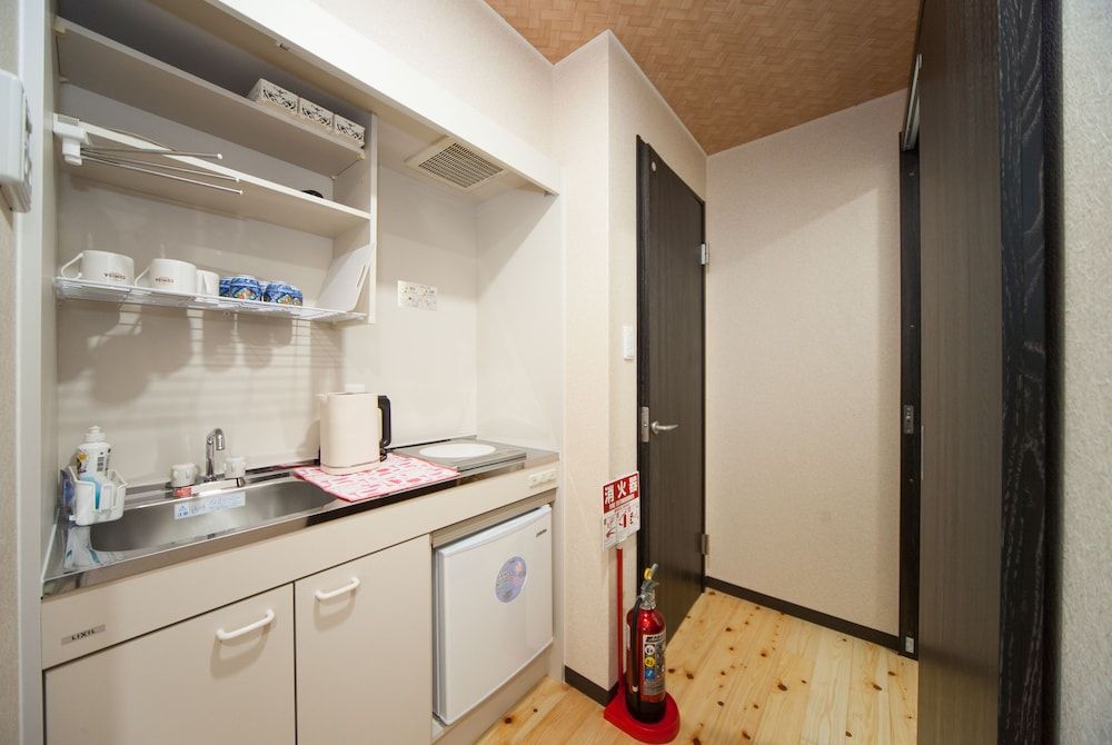 Kevin's Place Apartment (1st Floor) Non smoking 6