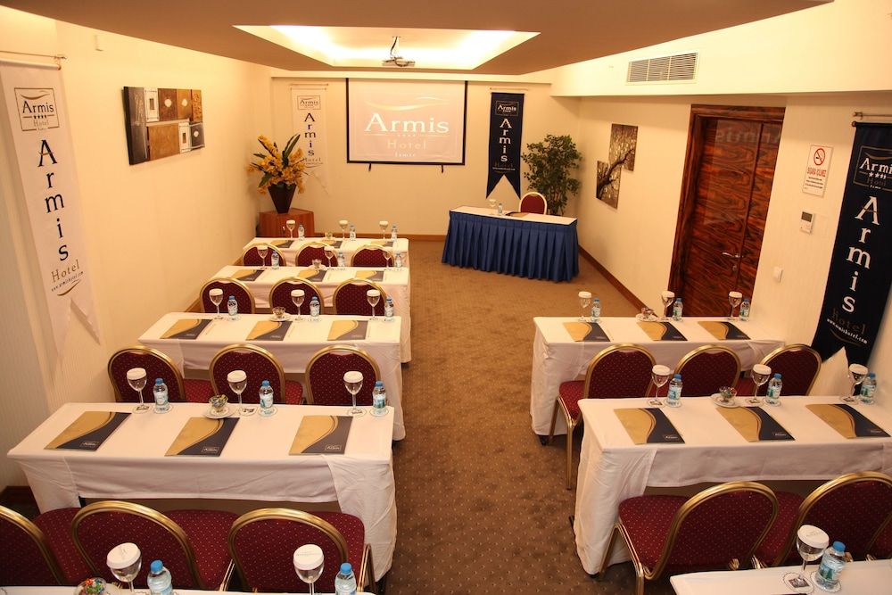 undefined Armis Hotel 5