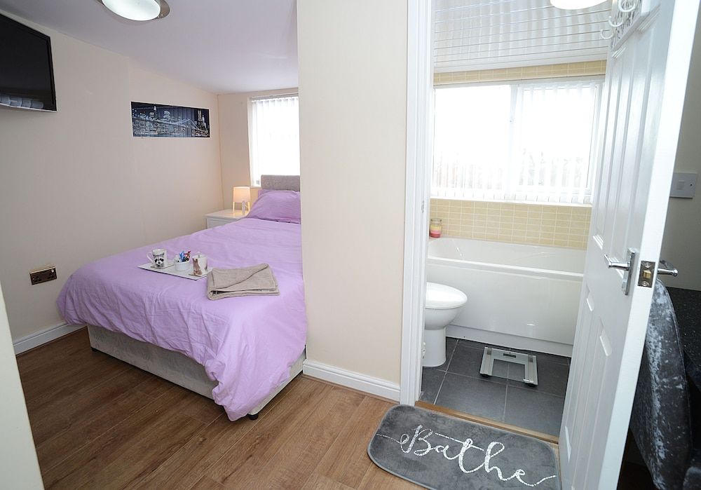 undefined The Winter Garden Suites 4