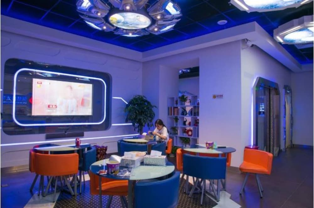 undefined Shenzhen Dreamers Capsule Hotel 10