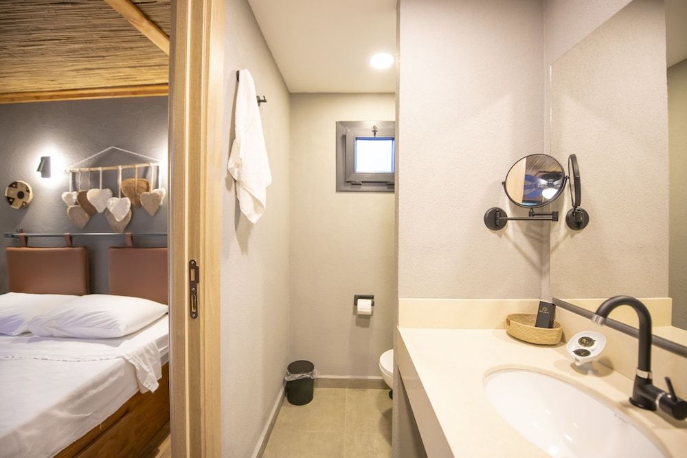 Nomade Caravan Camping Deluxe King Suite 7