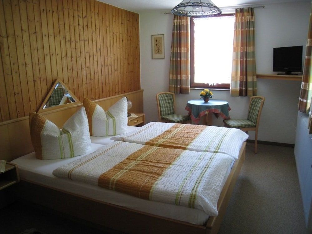 Basic Double Room