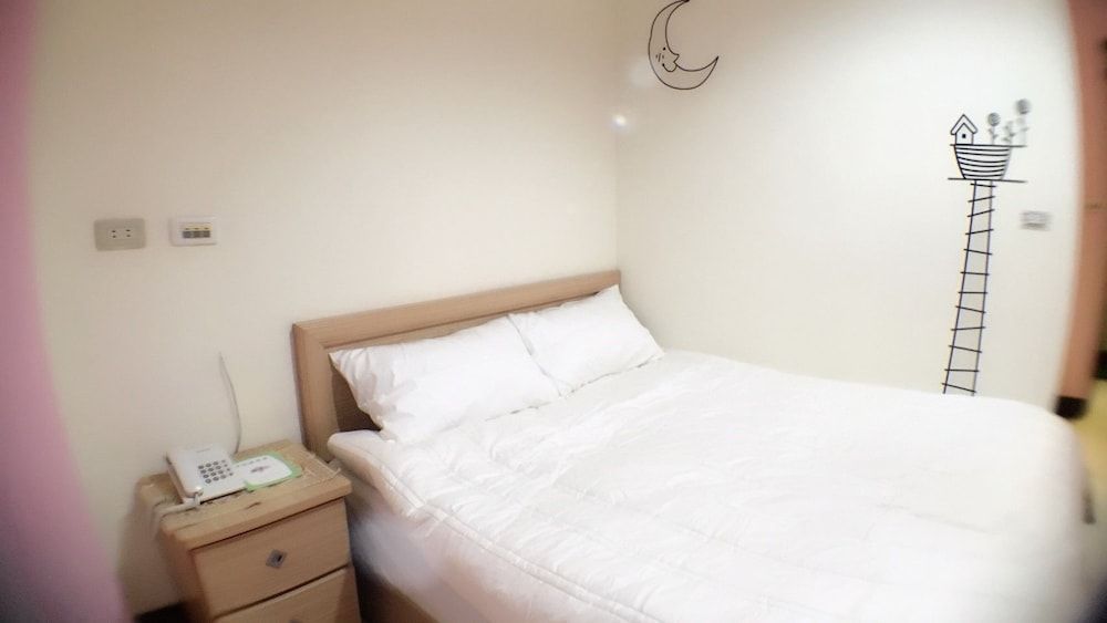 Basic Double Room, 1 Double Bed (305)