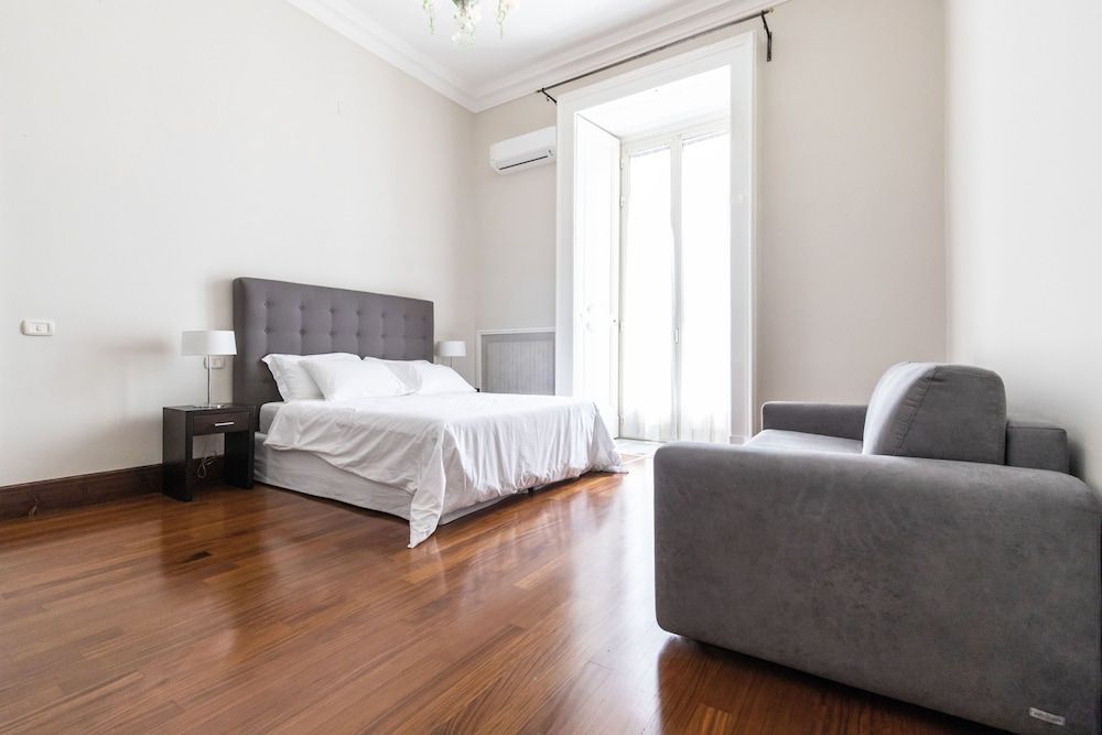 undefined Gramsci Suites 2