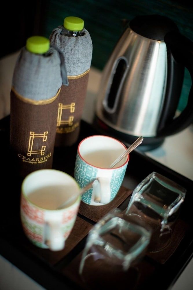 Chaanburi Boutique Resort Yellow room pool access 8