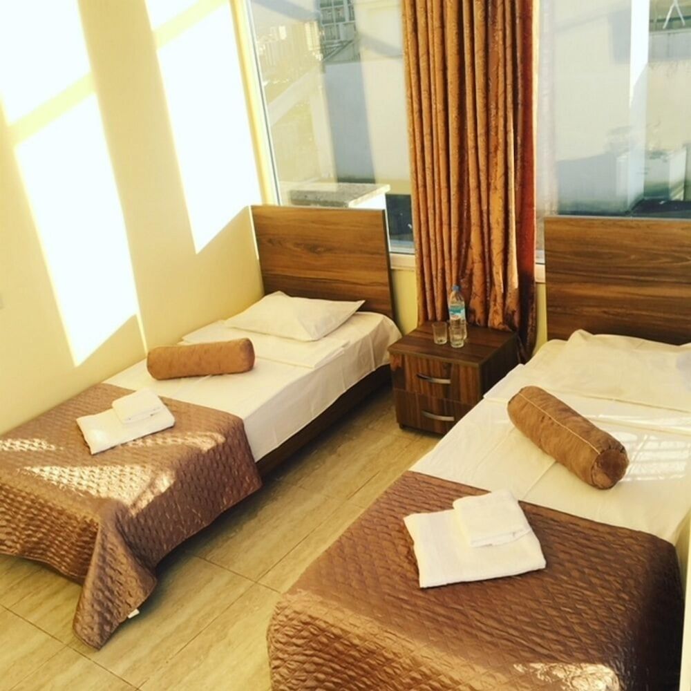 Hotel Guesthouse Lola Standard Twin Room, Partial Sea View 2