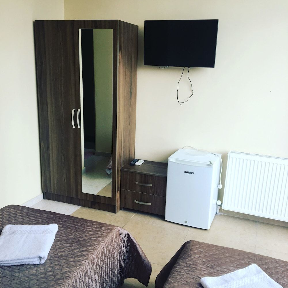 undefined Hotel Guesthouse Lola 5