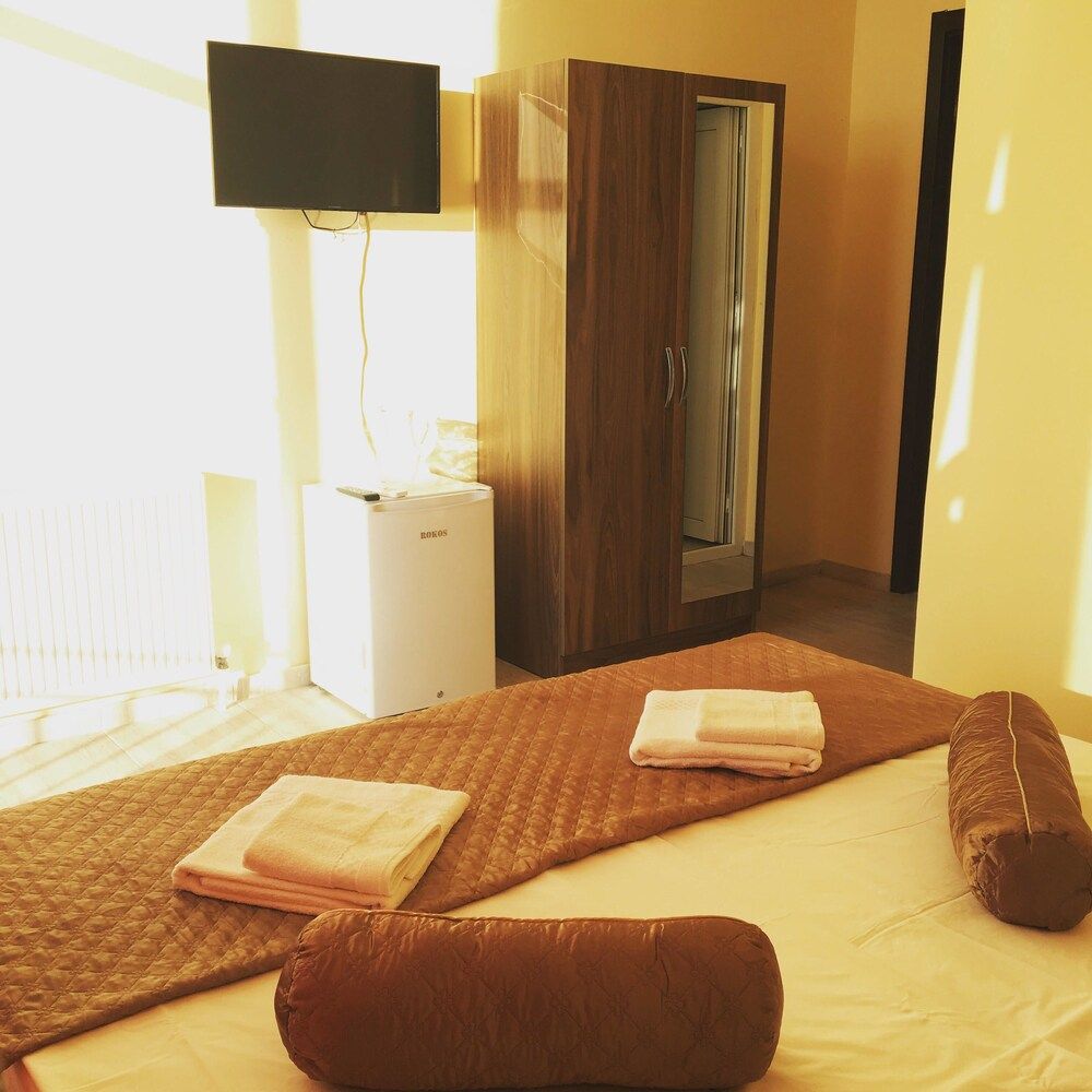 undefined Hotel Guesthouse Lola 10