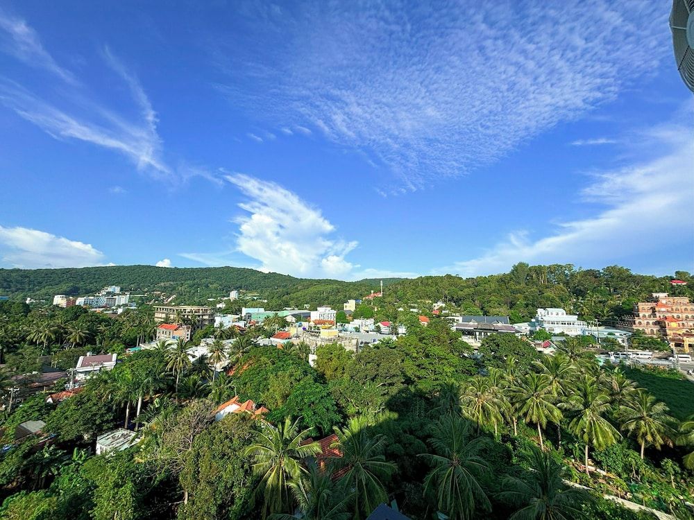 Night Sea Hotel Superior Room, Garden View 11