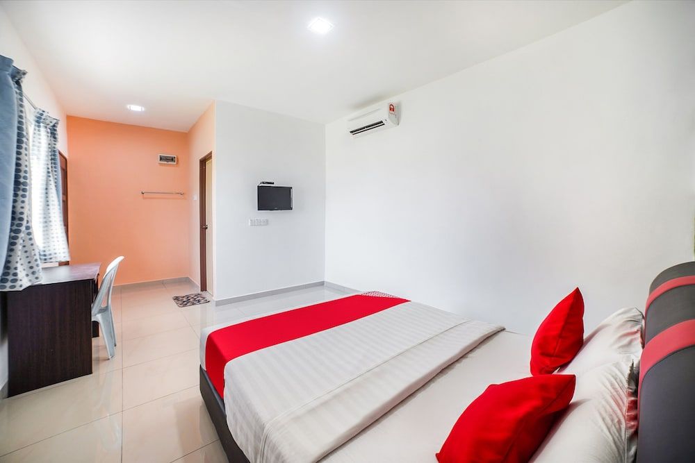 Deluxe Room, 1 Queen Bed