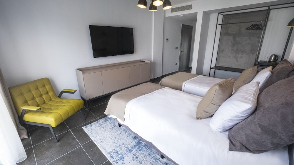 Ortel Inn Iki Ayri Yatakli Oda, Bahce ve Doga Manzarali 3