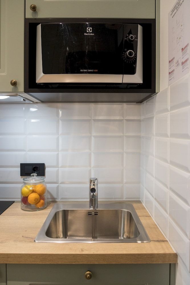 undefined Modern studio apt near Croatian National Theater 5