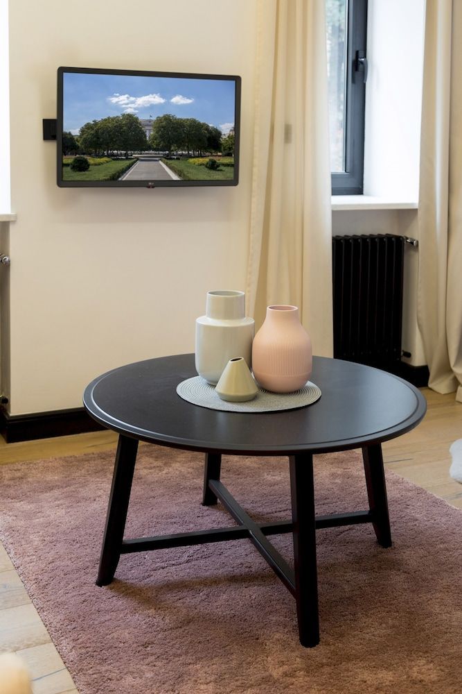 undefined Modern studio apt near Croatian National Theater 10