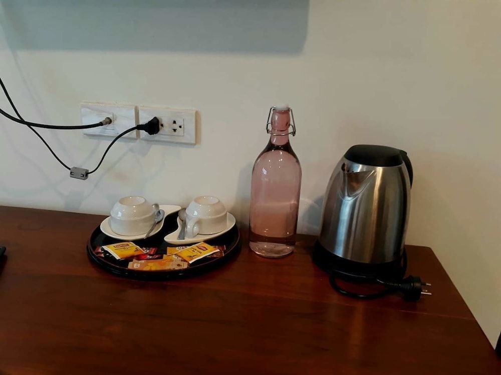 Baan Klangsuan Bang Korbua Standard Room, 1 King Bed, Non Smoking 14