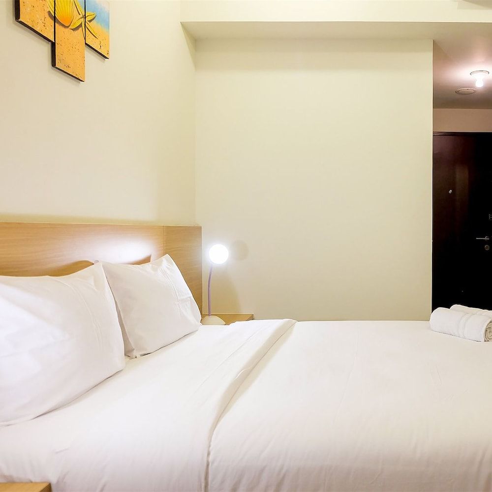Comfy Studio Mustika Golf Apartment