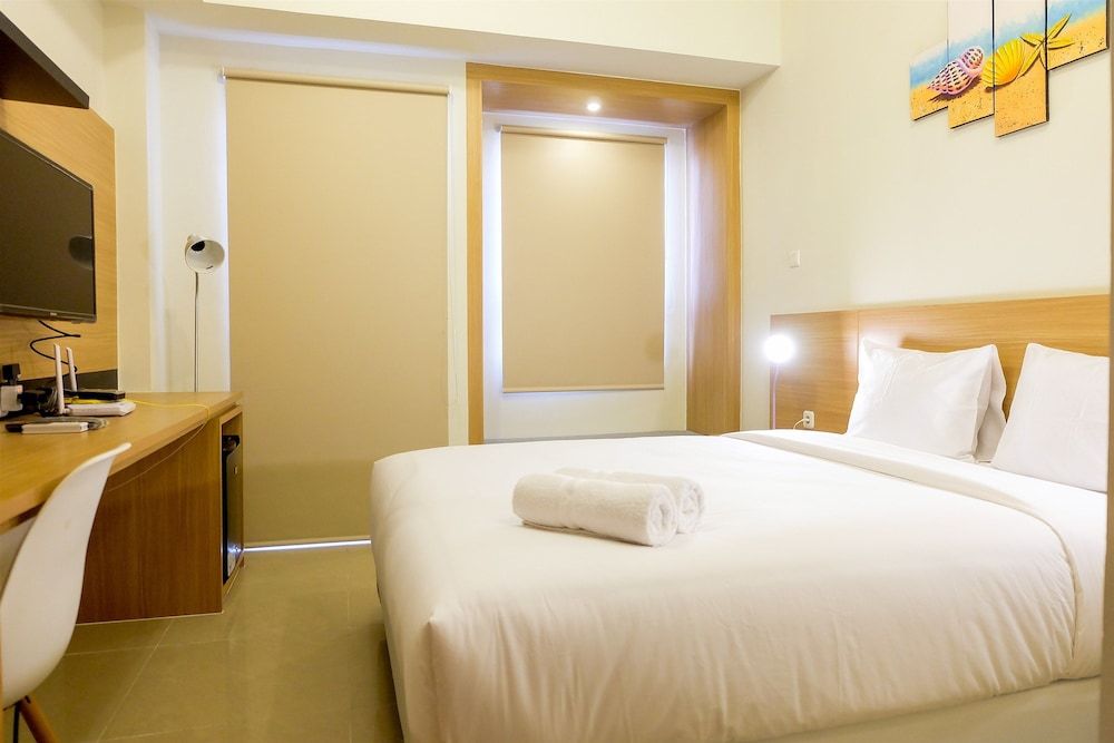 Comfy Studio Mustika Golf Apartment