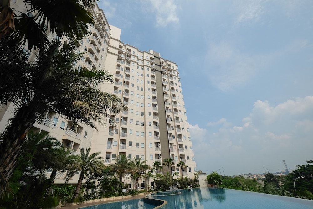 Comfy Studio Mustika Golf Apartment