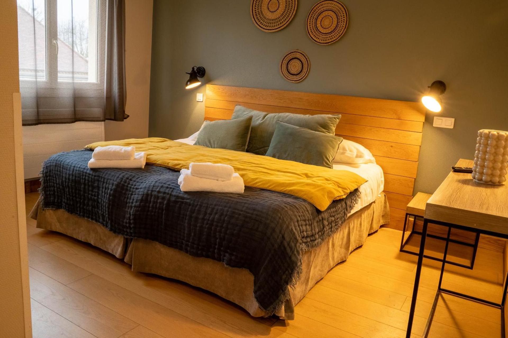 Twin Room with Bath