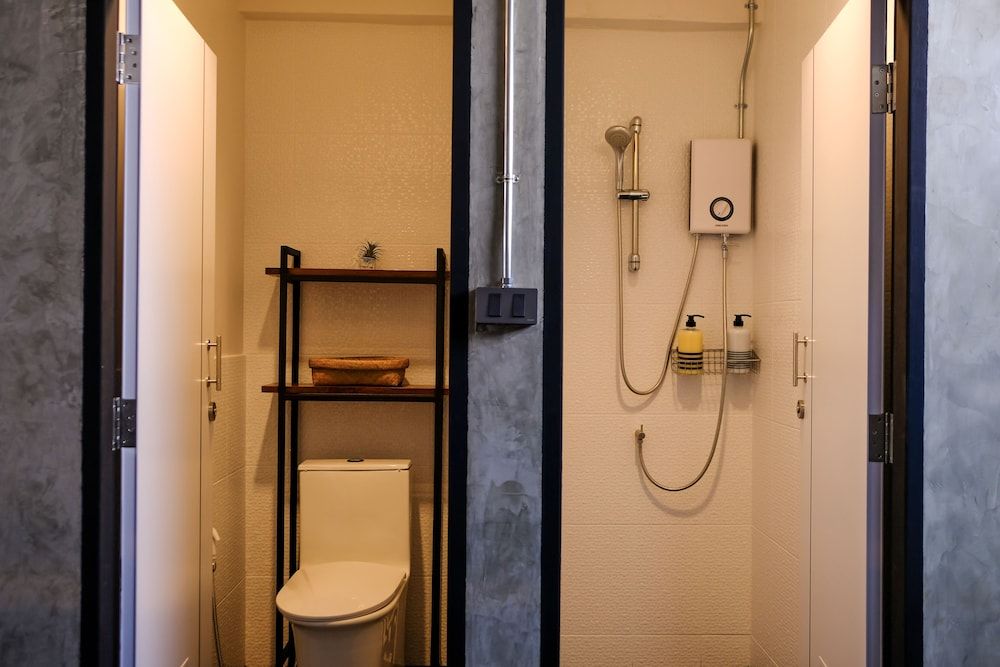 Baan Lung Poshtel - Hostel Mixed Dormitory (Rhino) 5