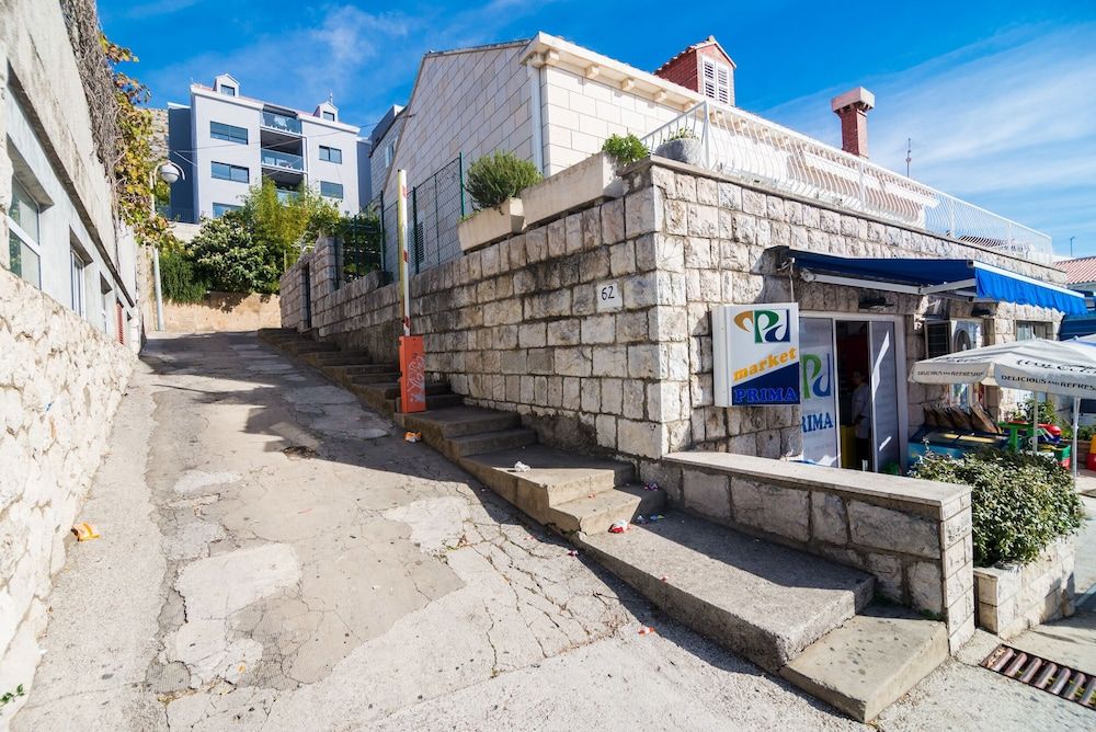 undefined Apartment Zana 5