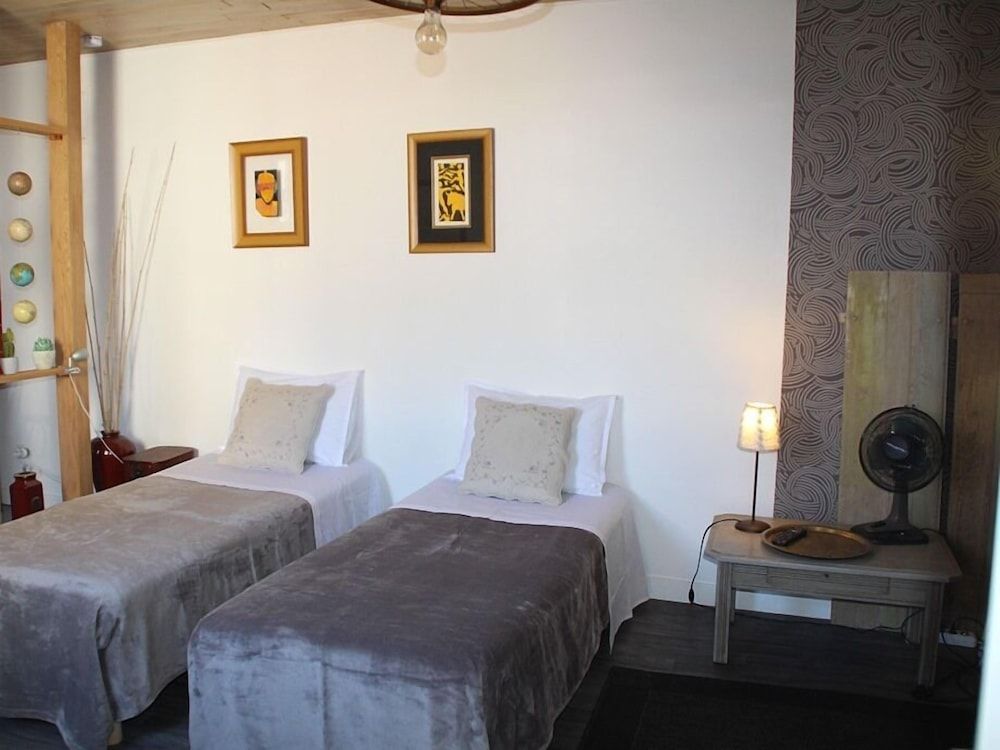 Une Chambre en Ville Standard Double or Twin Room, Terrace (2ème étage ) 2