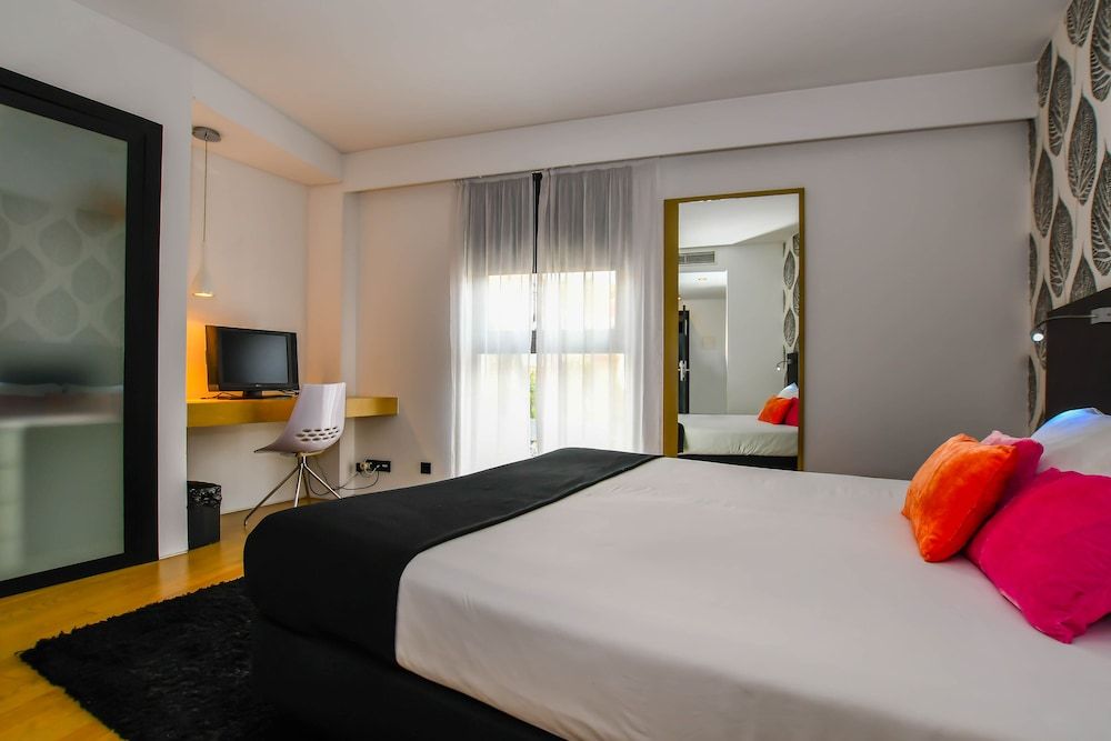 Funchal Design Hotel Single Room