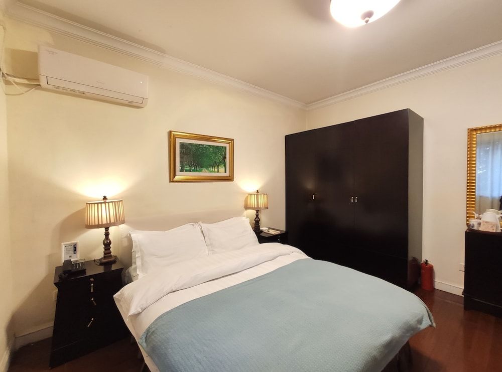 Ladoll Service Apartment Standard Room 8