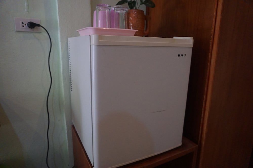 Thumneab Guesthouse Standard Twin Room, 2 Twin Beds, Non Smoking 8