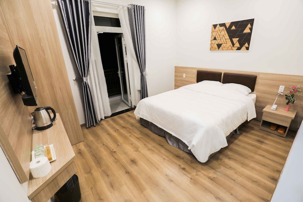 undefined Dinh Cat Hotel Dalat 4