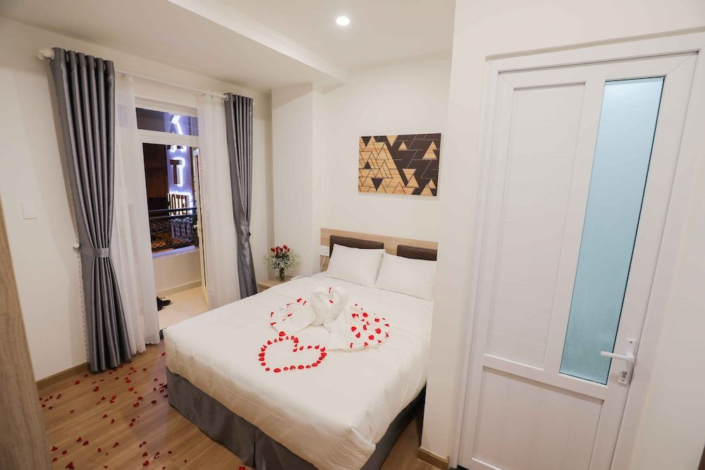 undefined Dinh Cat Hotel Dalat 10