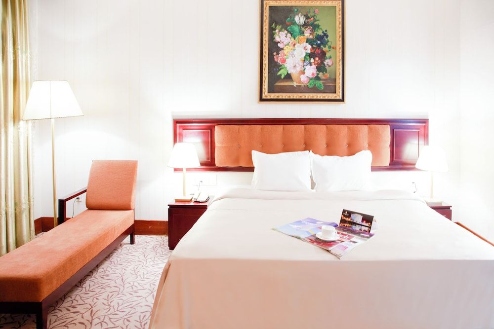 Sai Gon Dong Ha Hotel Junior Suite, 1 King Bed 3