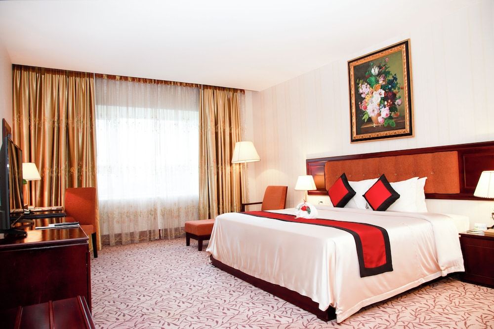 Sai Gon Dong Ha Hotel Junior Suite, 1 King Bed