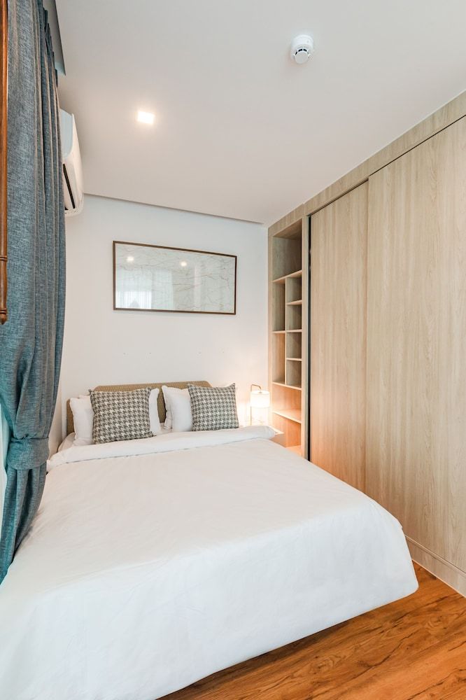 The Proud Rawai Deluxe Apartment 2