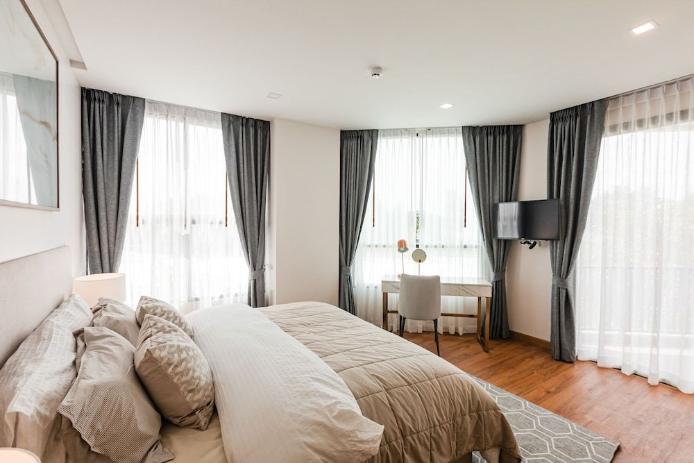 The Proud Rawai Deluxe Apartment 4