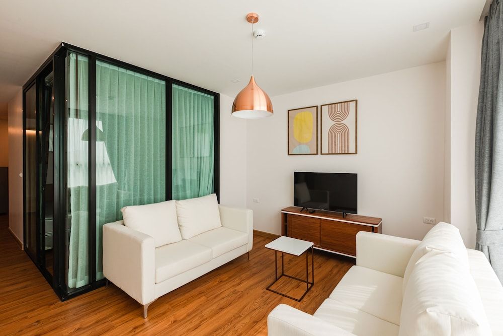 The Proud Rawai Deluxe Apartment 10