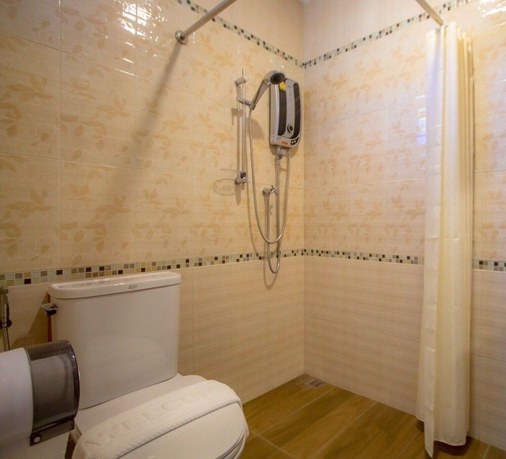 Baan Pondchanok Hotel Standard Twin Room 3