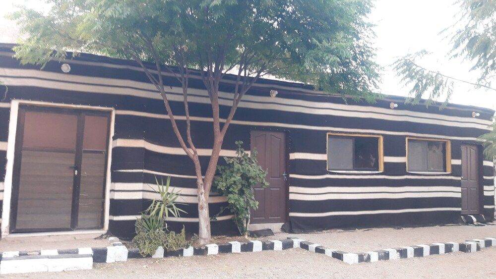 undefined wadirum hostel 6