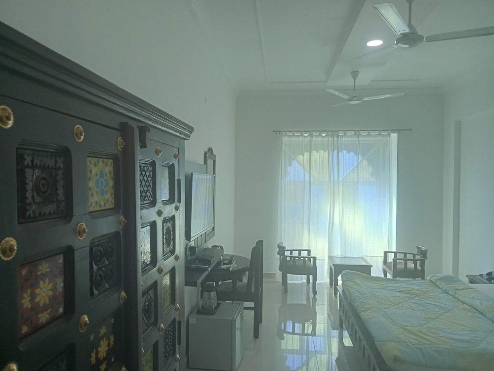 DOONGAR FORT Gurukripa Hilltop Resorts Executive Room 3