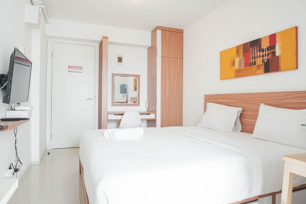 undefined Comfort Studio Room At Bassura City Apartment 7