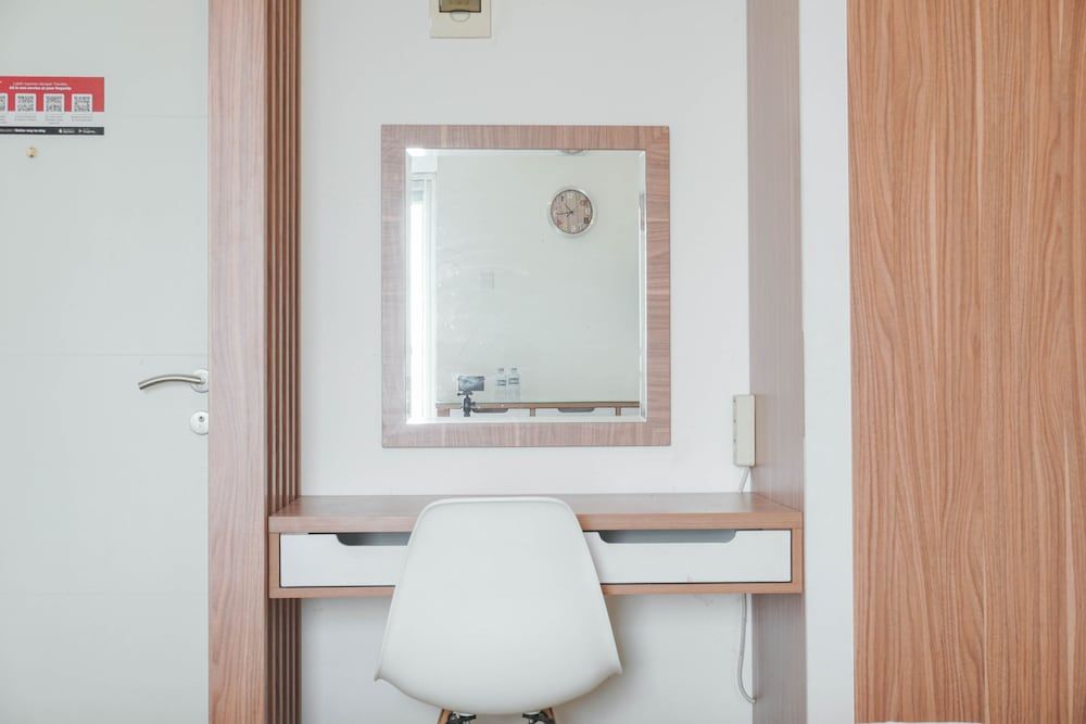 undefined Comfort Studio Room At Bassura City Apartment 10