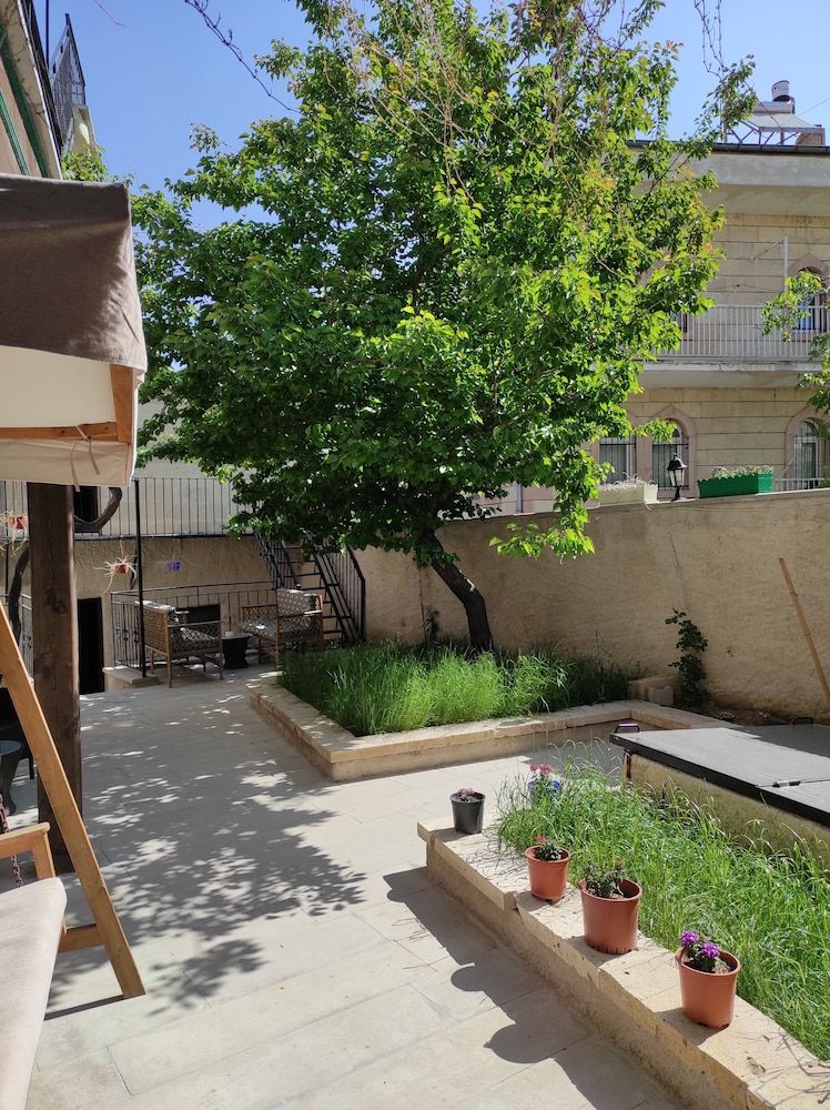 undefined Daphne Luxury Rooms 4