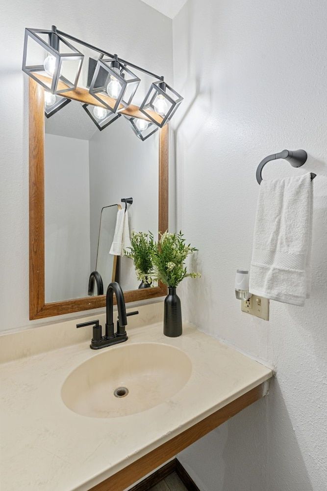 Stayinn Standard Room, 1 Queen Bed 12