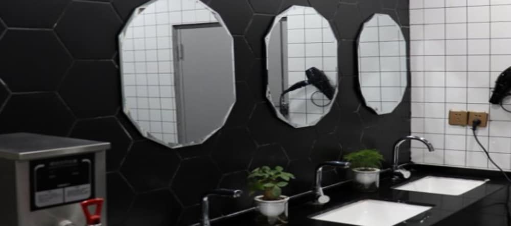 undefined East Station International Youth Hostel 9