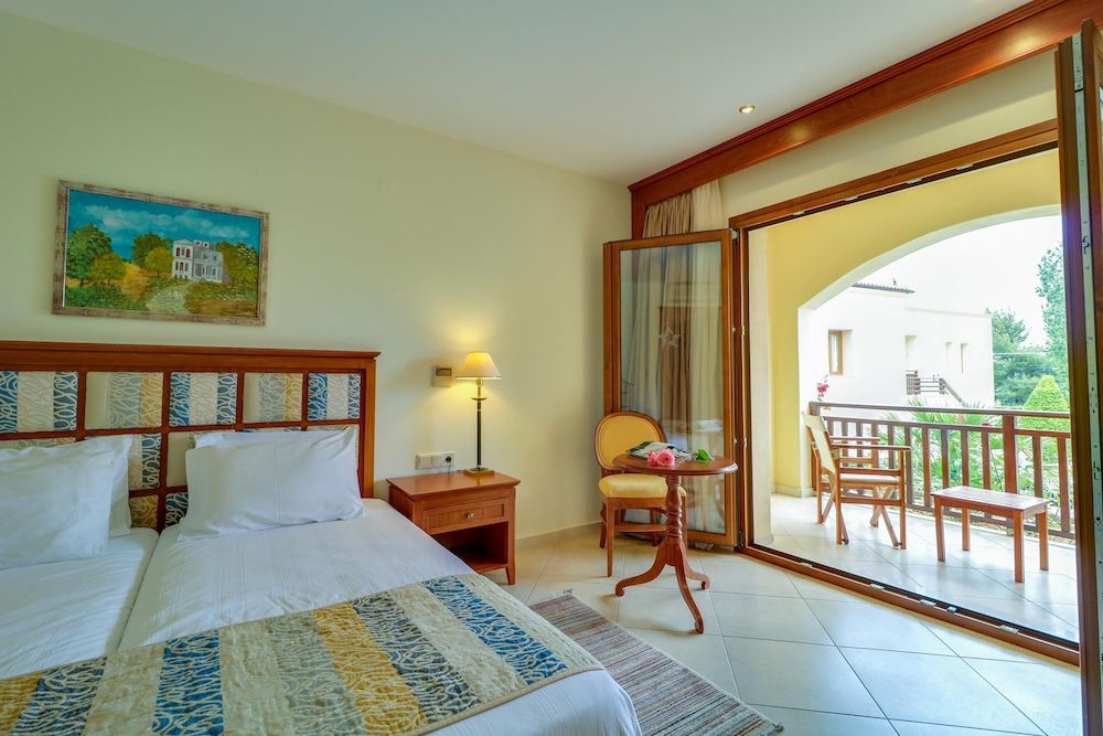 Double Room, Pool View