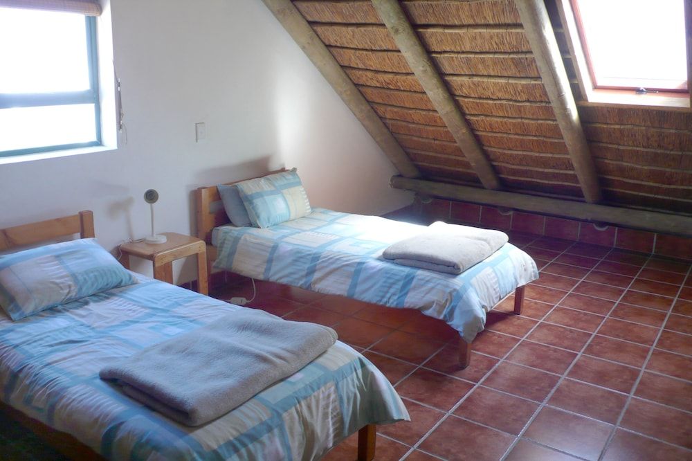 Honeymoon Suite, 2 Double and 4 Twin, Ocean View, Balcony