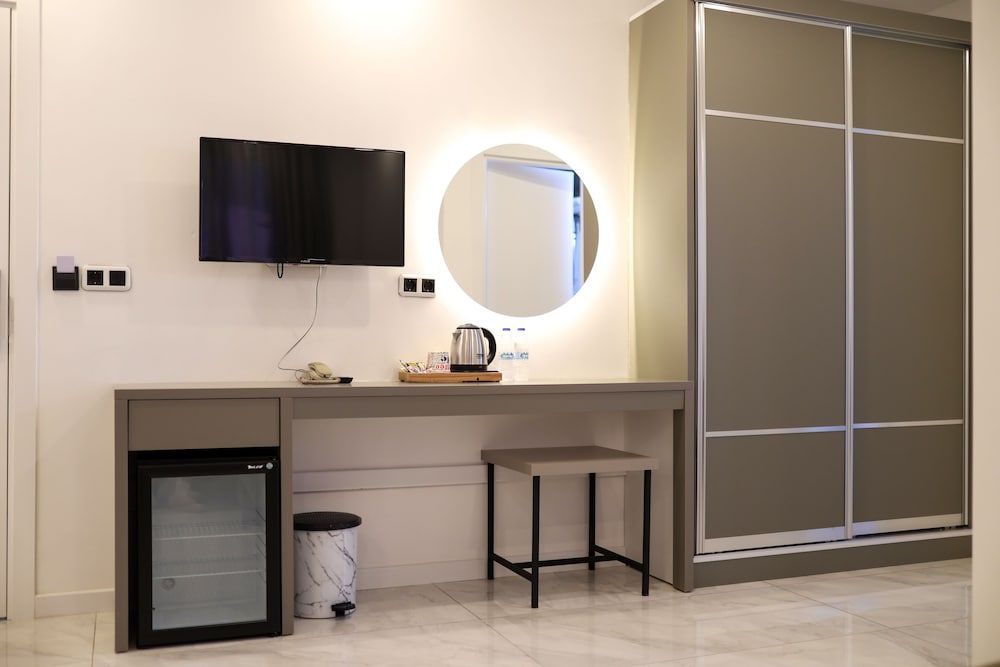 Akdeniz Yaşam Otel Classic Suite, 1 Double Bed with Sofa bed 3